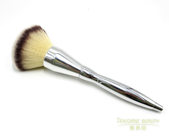 化妝刷廠家的產(chǎn)業(yè)集聚優(yōu)勢(shì)與發(fā)展現(xiàn)狀